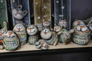 кошки в питере на сувенирах